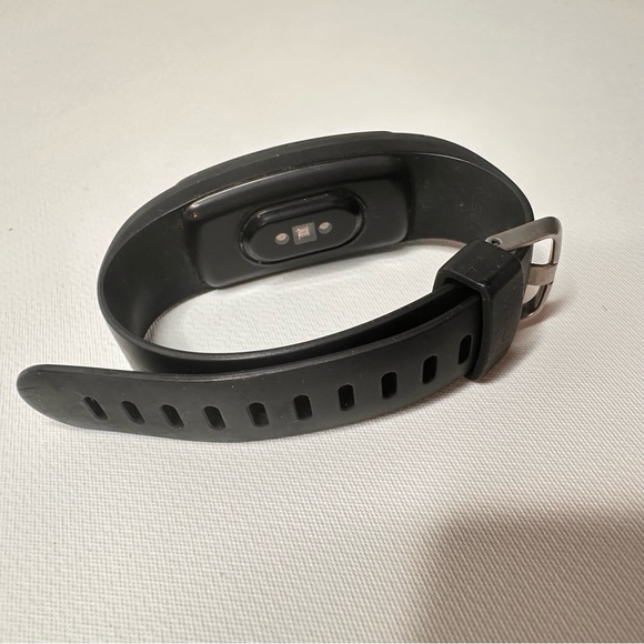 Fitbit Alta Activity Health Fitness Watch Black Thin Band - Picture 2 of 6